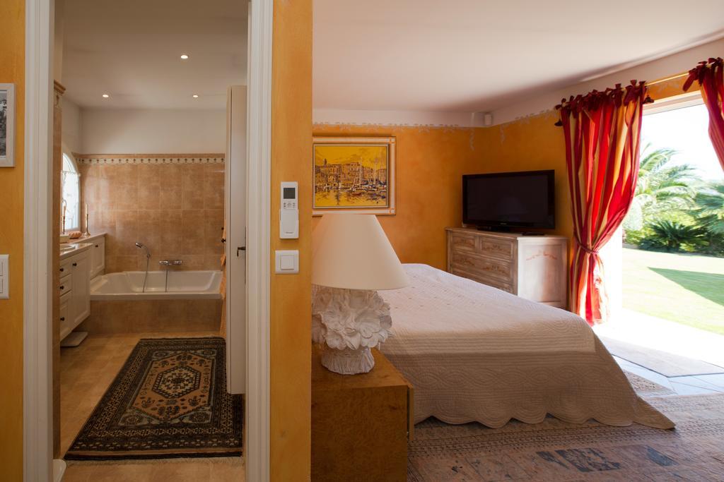 La Tarentane Hotel Grimaud Ngoại thất bức ảnh